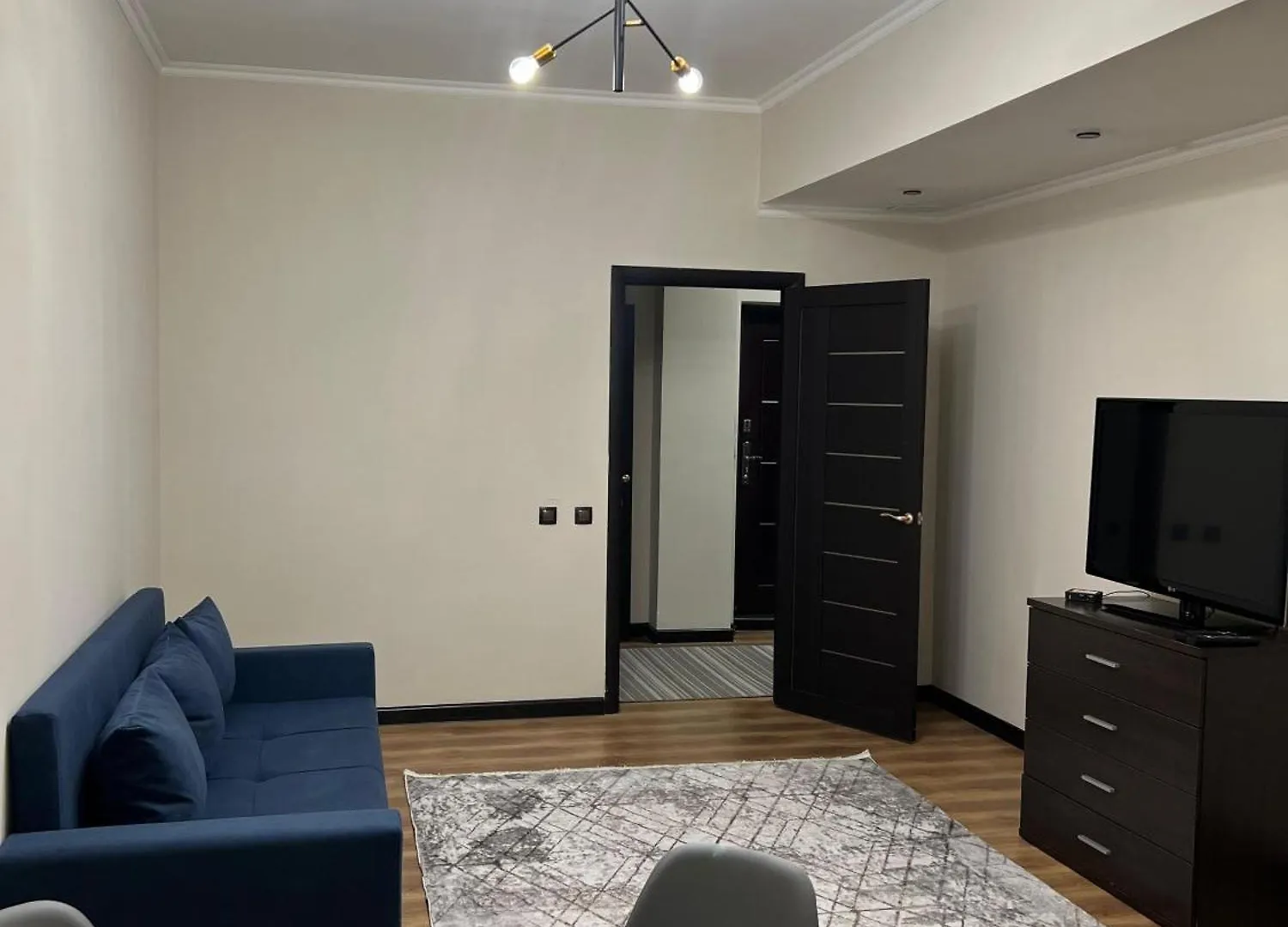 Apartament Просторная 2-Комнатная Квартира В Жк Арай Ałma Ata
